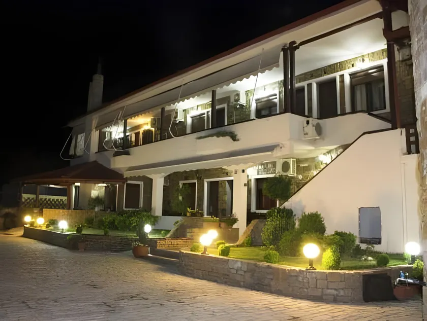 Kallinikos Guesthouse - Image 1
