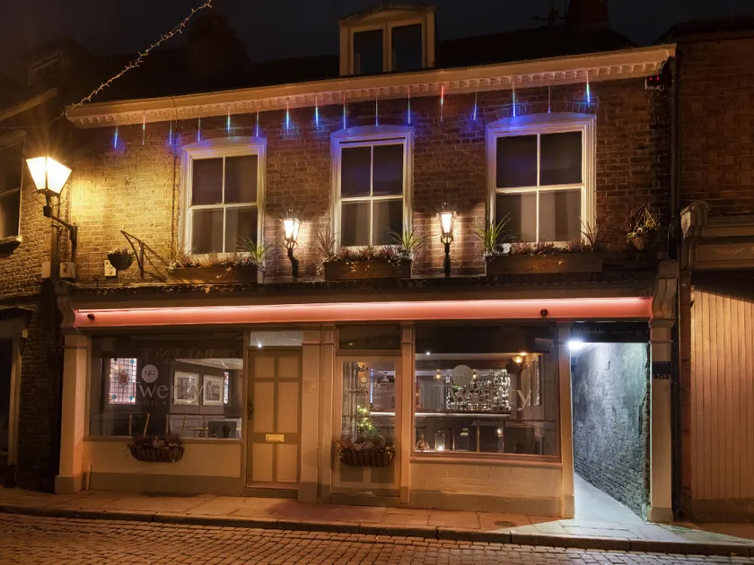 Twenty Hotel & Bar - Image 1