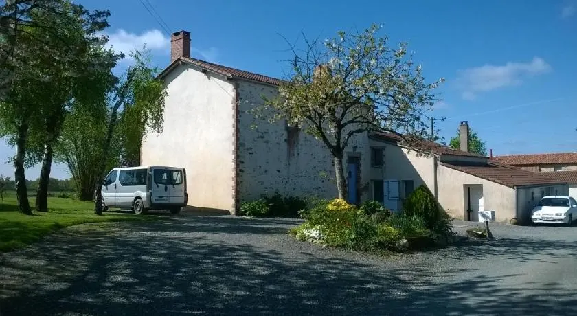 Vendrennes Chez Florymarysol - Image 1
