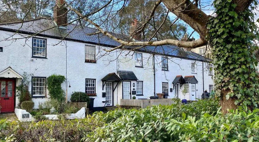 The Nook Devon Square - Image 1