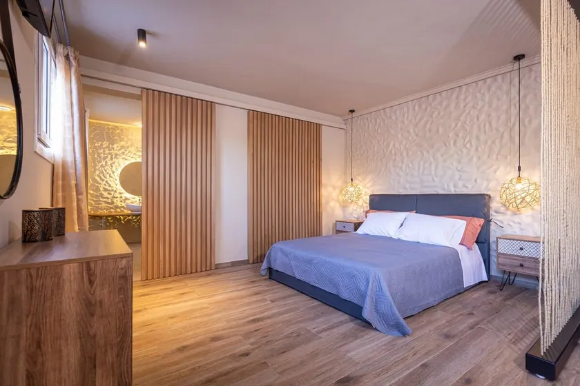 Apartamento con terraza y jacuzzi - Image 1
