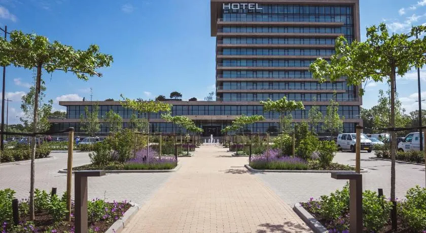 Van der Valk Hotel Deventer - Image 1