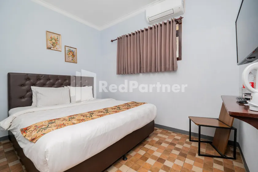 Swun Stay Inn At Sawahan Mitra RedDoorz - Image 1