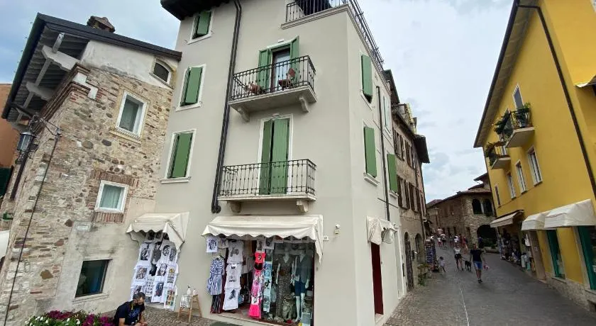 Castello Mavino - Image 1
