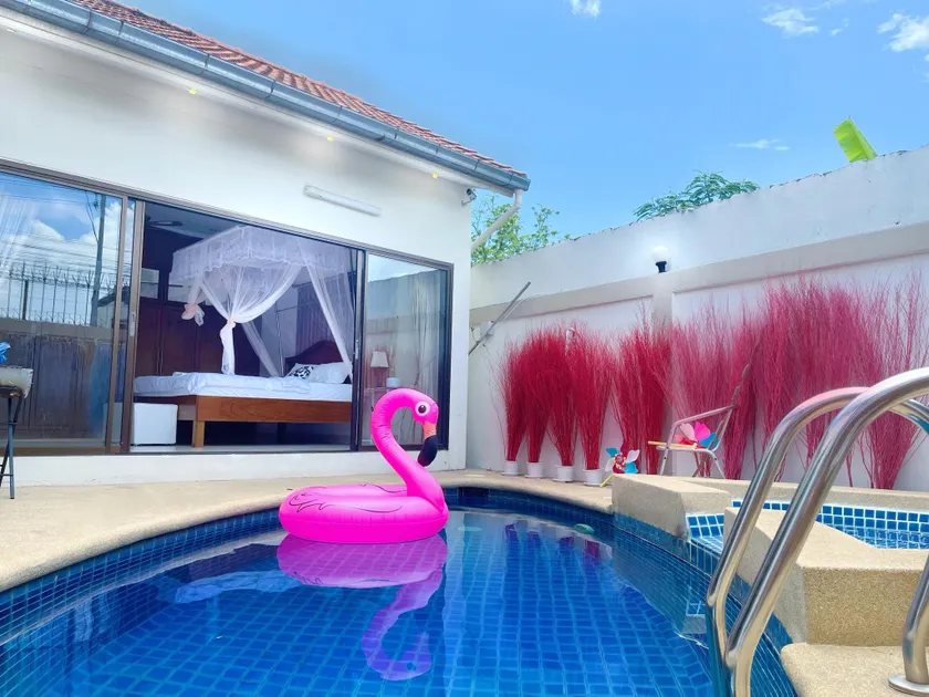 Pattaya Pool Villas Adare Garden By hieng Lay - Image 1