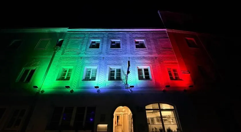 La Veneziana Guesthouse - Image 1