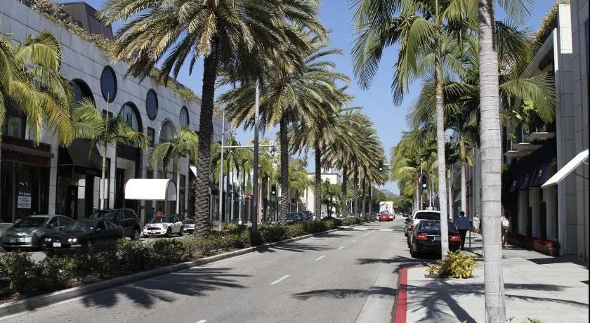 Beverly Estates - Image 1