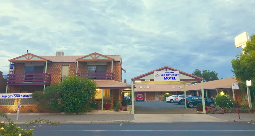 Horsham Mid City Court Motel - Image 1