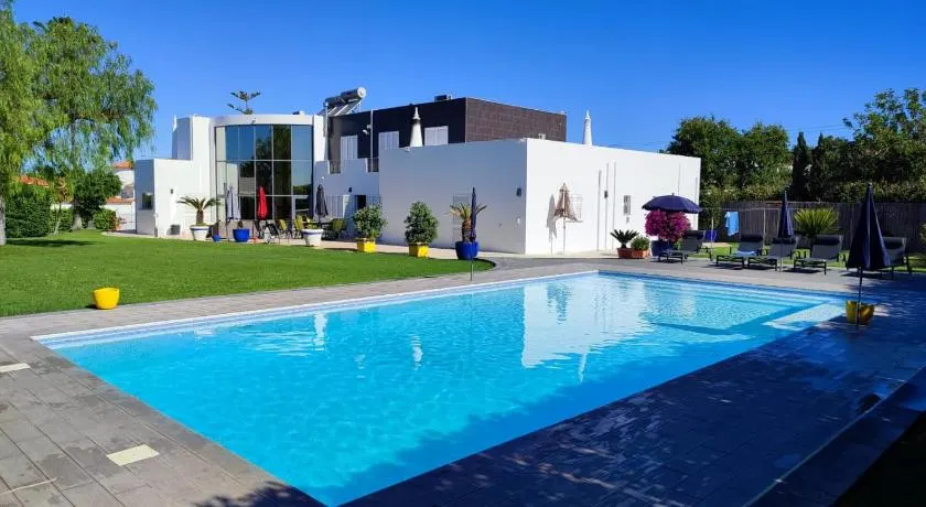VILA FLAMINGO - Image 1