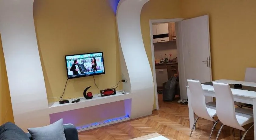 B&R Apartman - Image 1