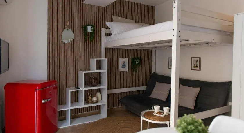 Lætitia Cottage Apartment - Image 1