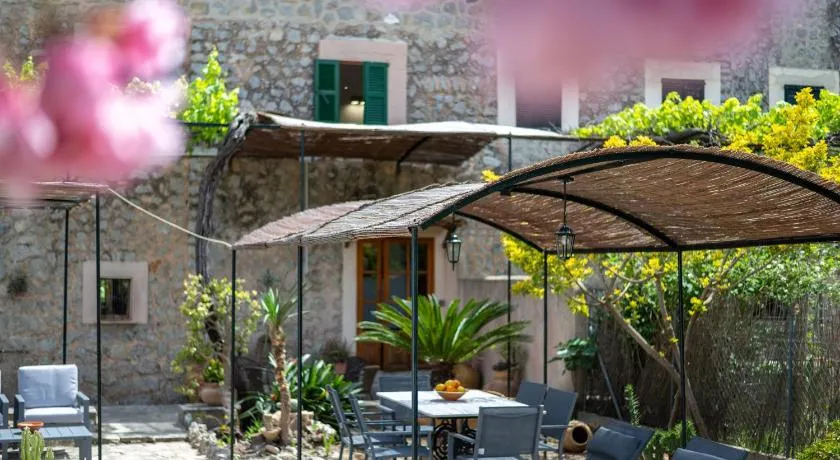 Maison de vacances 'Ca'n Repic' avec vue sur la montagne, terrasse privée et Wi-Fi - Image 1