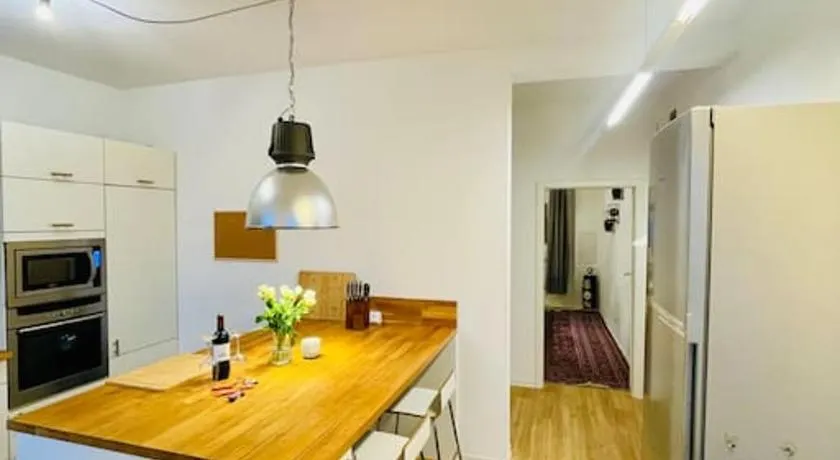 Großzügiges Loft in zentraler Lage - Image 1
