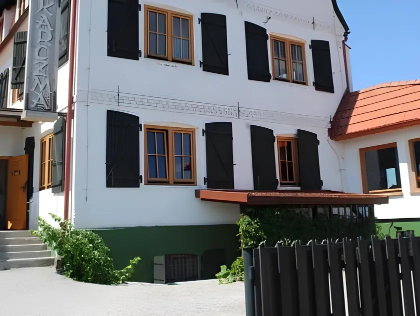 Karczma Stary Młyn - Image 1