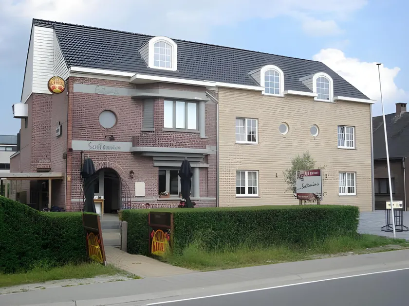 B&B Castellier - Image 1