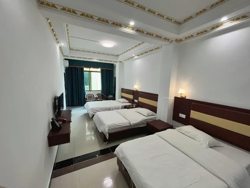 Jinyu Hotel - Image 1