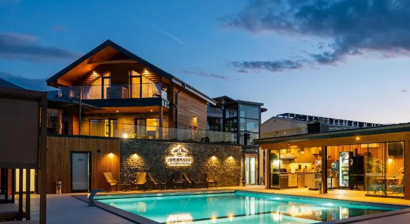 RILA LAKES Thermal Luxury Chalets - Image 1