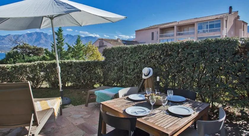 Mare appart avec jardin et bbq vue mer et montagne plage et port à 2 pas - Image 1