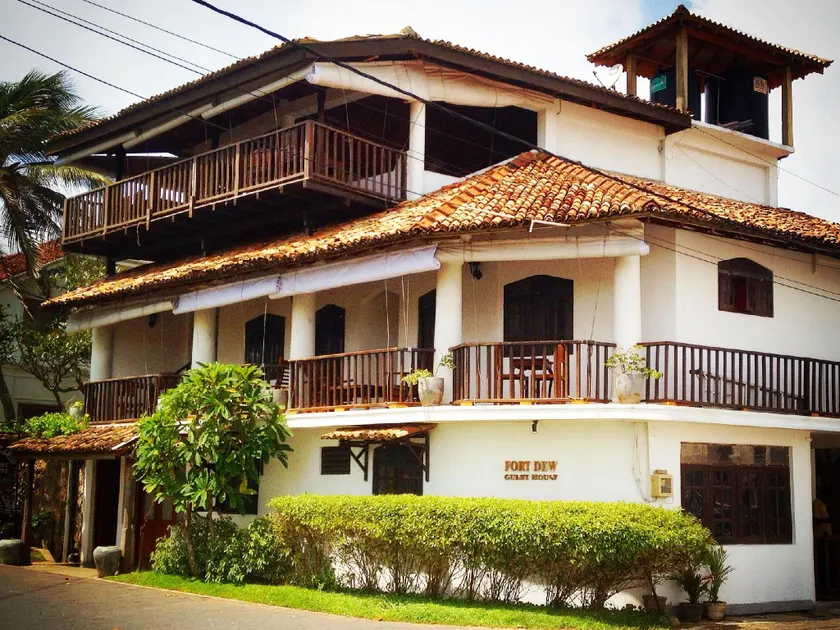 Fort Dew Guest House - Image 1