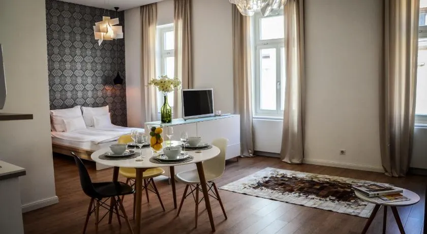 Baross Boutique Apartman - Image 1