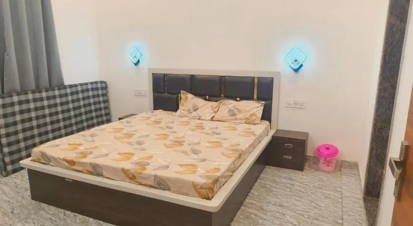 Shree Karan Palace Family Guest House - Image 1