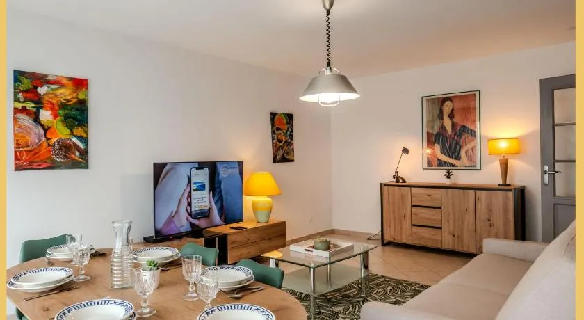 Le Manoir I T3 I Ferney-Voltaire - Image 1