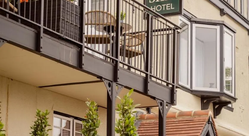 The Ship Hotel - Image 1