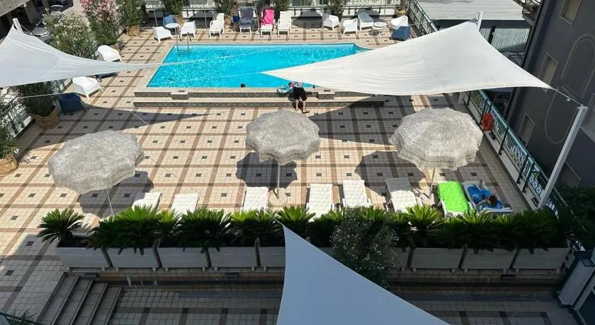Hotel Costa Verde - Image 1