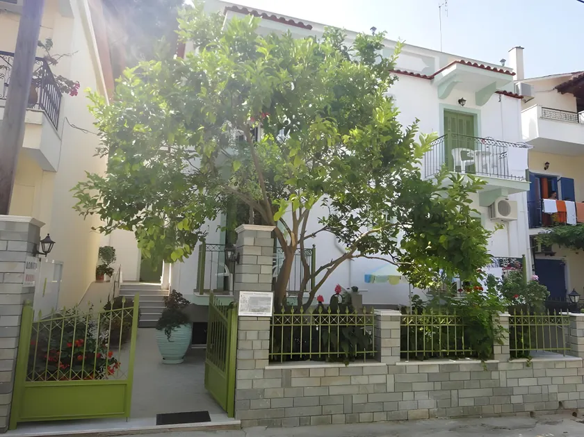 Maria & Kyros House - Image 1