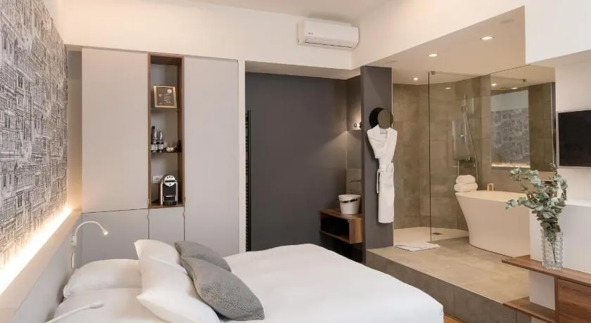 MiHotel Bizolon - Image 1