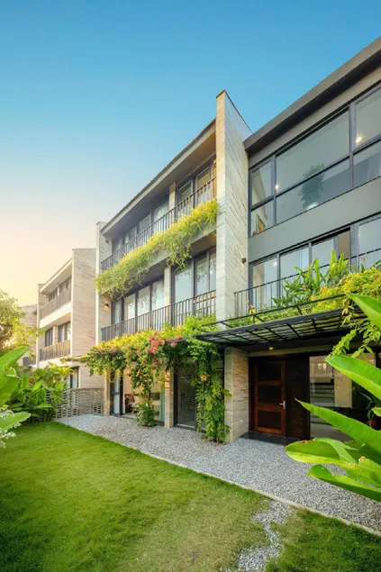 Villa Hoi An, next to Coconut Forest, 5 Bedrooms, 300m2 - Image 1