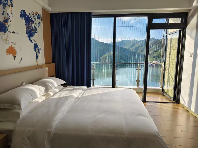 Hanjiangwan No.1 Apartment - Image 1