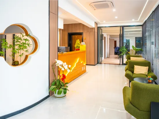 Fujun Hotel - Image 1