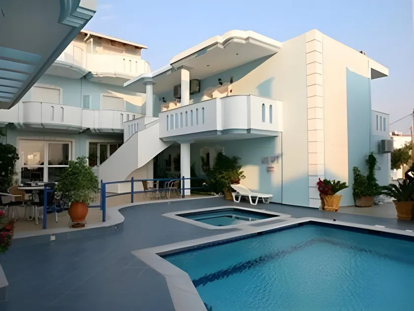 Hotel Spiros - Image 1