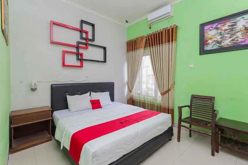 RedDoorz at Hotel Nuansa Ngawi - Image 1