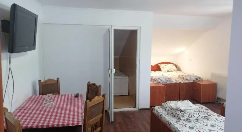 vila elly - Image 1