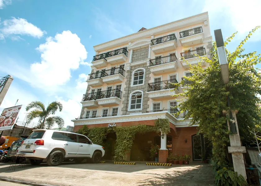 Hotel Emilia - Image 1