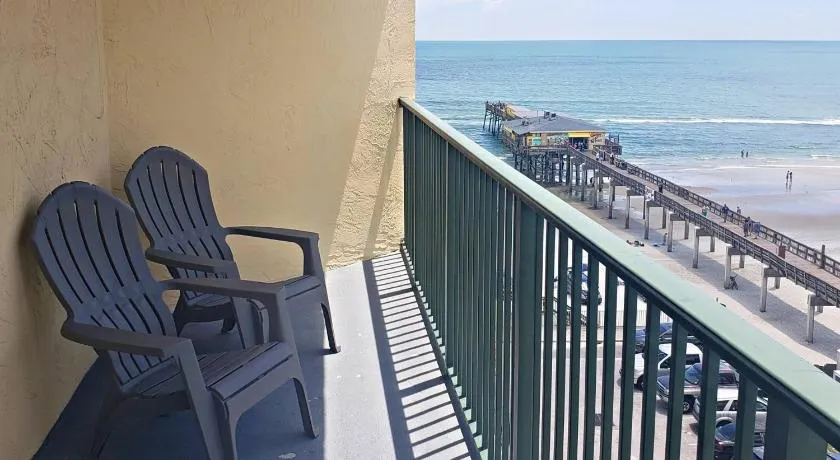 Sunglow Resort Condo Unit 707 - Image 1