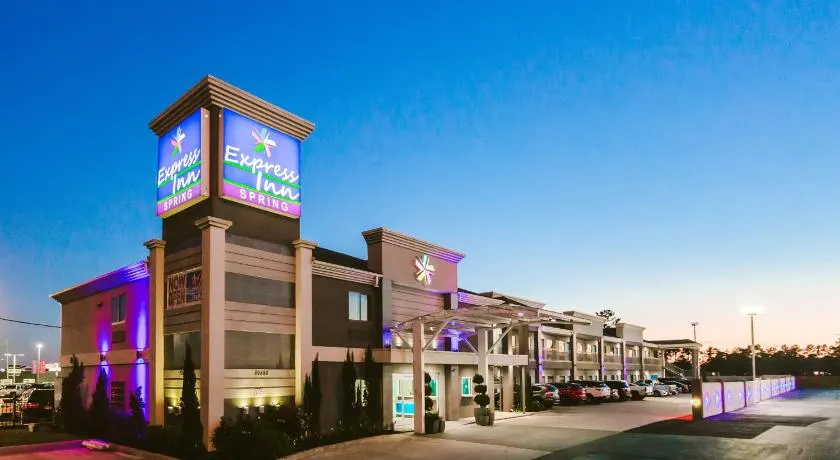 Express Inn - Spring - Image 1