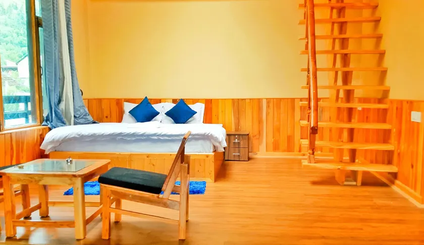 Shree Dev Narayan Hotel - Image 1