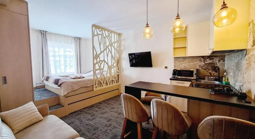 Snow White apartments - Image 1