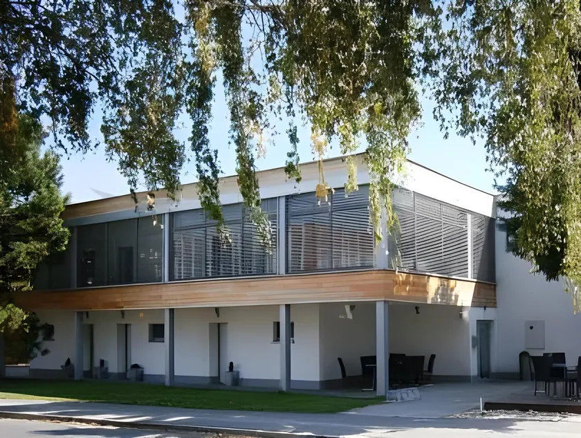 Villa Green - Image 1