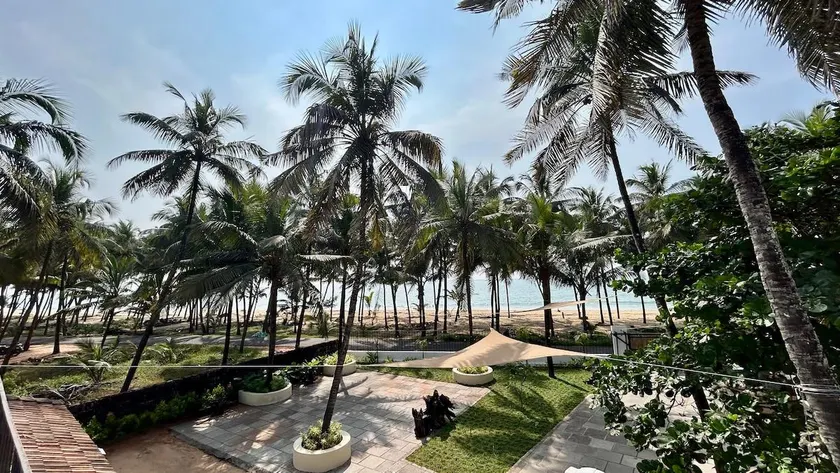 5BR Beachfront Villa with Pool - Villa Marina - Image 1