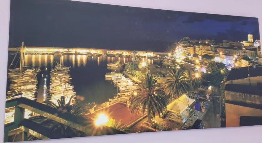 Mare Azzurro - Image 1