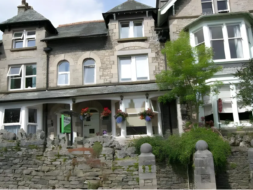 Hillside Bed & Breakfast - Image 1