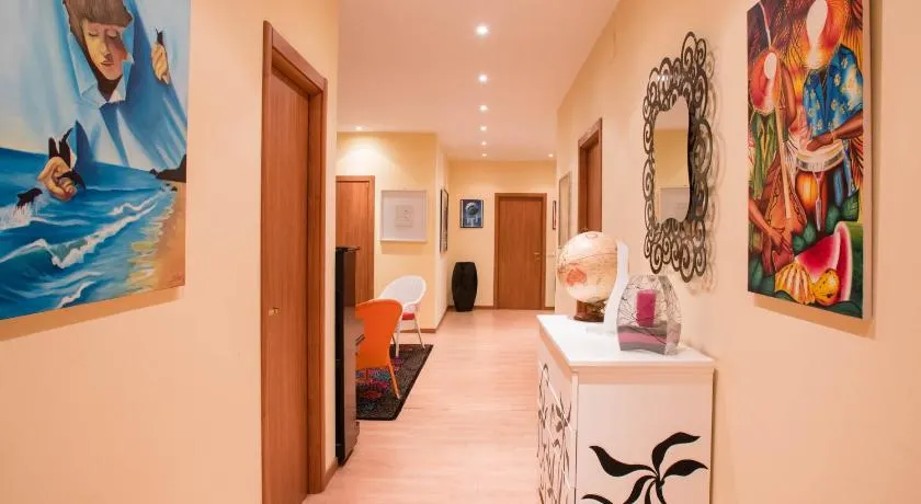 Juliette Rooms - Image 1