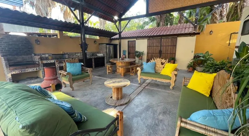 Palapa Bajazul - Image 1