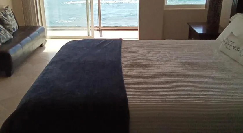 Playa Bonita condo - Image 1