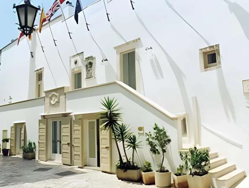 Villaggio In Case Sparse Nel Centro Storico - Image 1