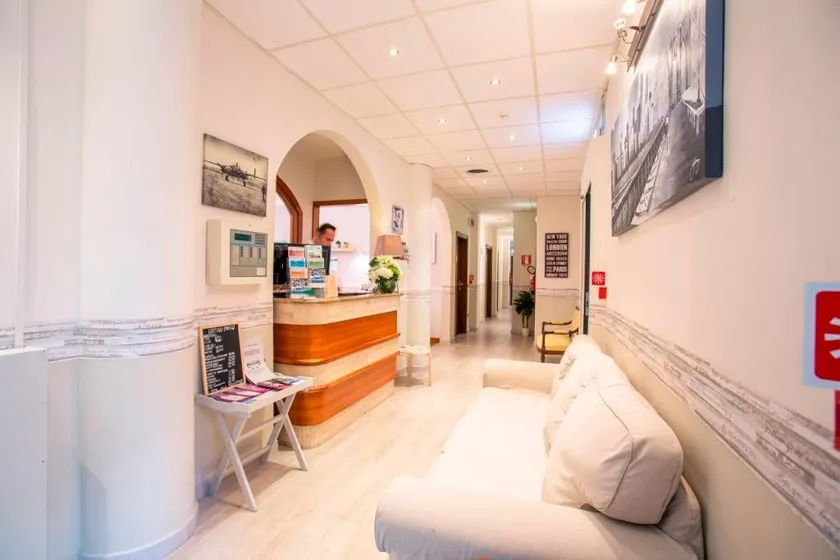 New Hotel Trinita dei Monti - Image 1